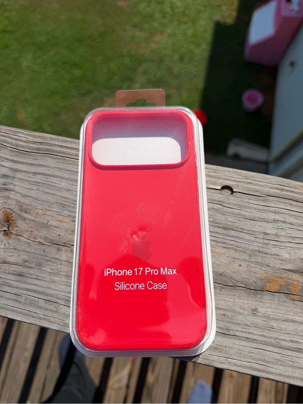 Apple iPhone 17 Pro Max Silicone Case - Bright Red